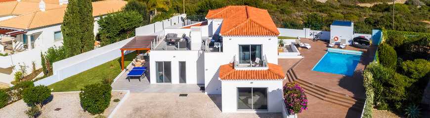 Rent luxury property Algarve
